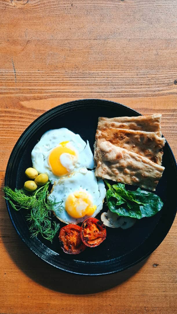 بشقاب نیمرو 